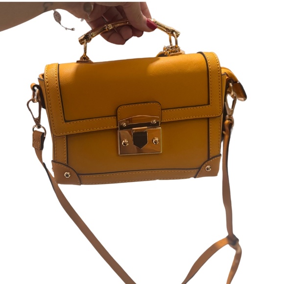 New Small bag - Picture 2 of 2